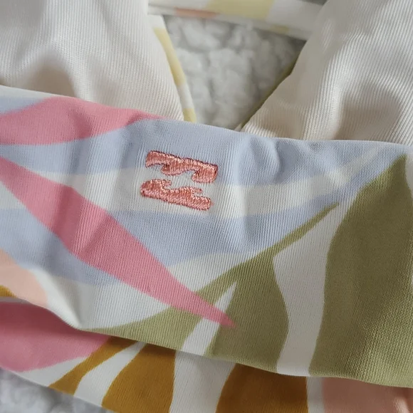 Billabong Tropic Jungle V-Neck Cami Bikini Top - Picture 6 of 13